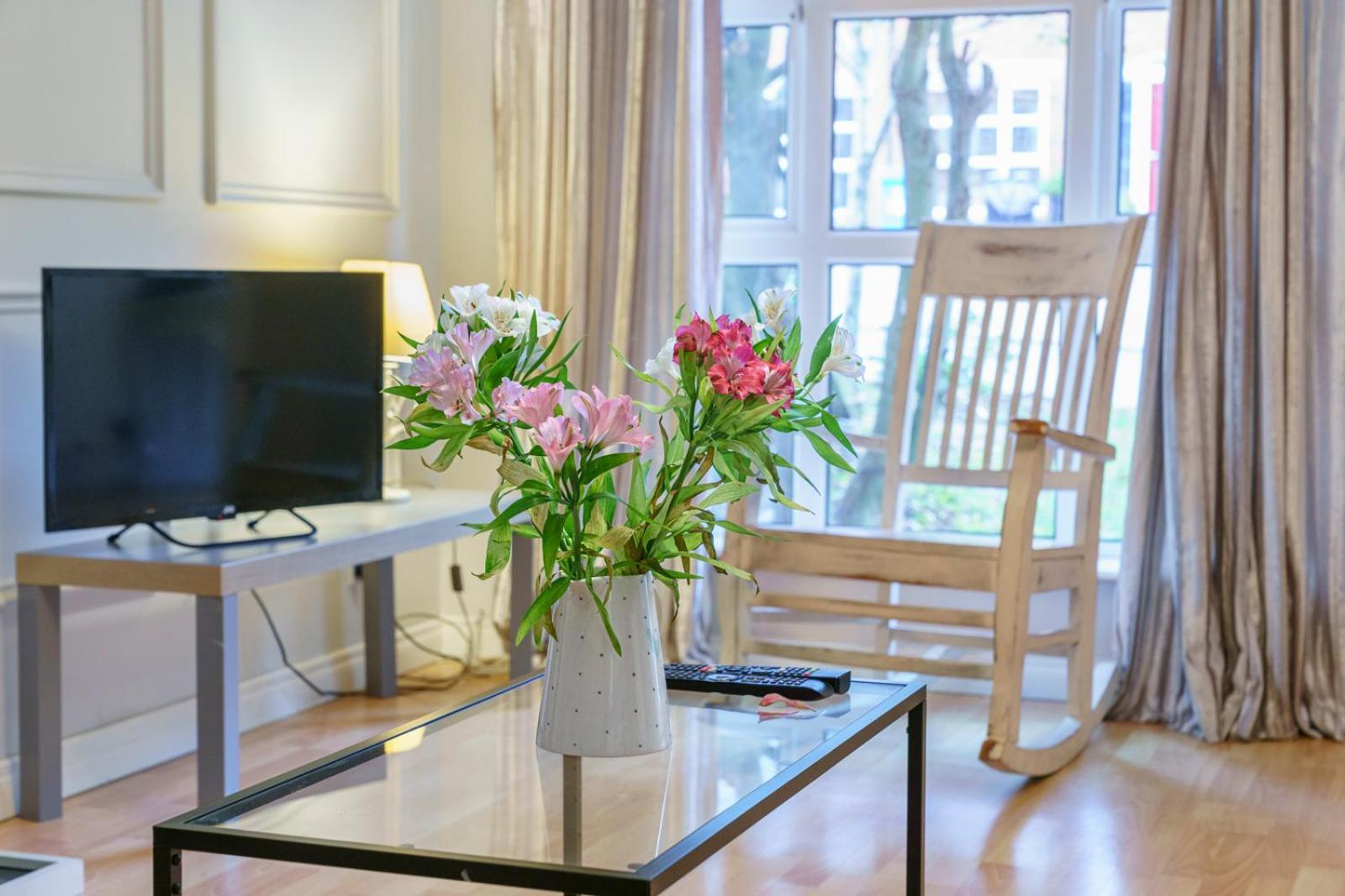 Close To City Centre Stylish 3 Bedroom House Белфаст Экстерьер фото